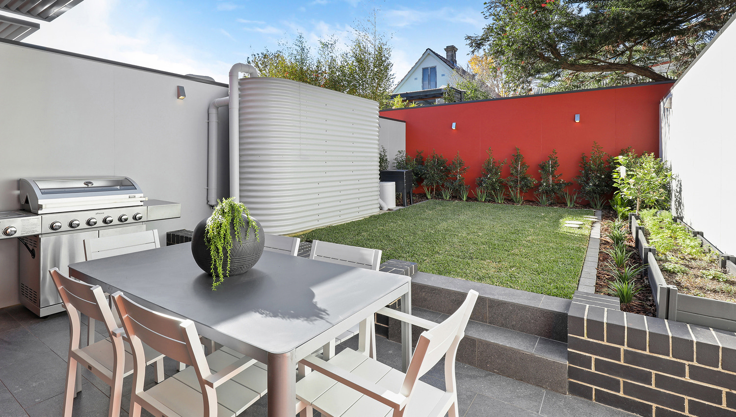 39b_roberts_st_st_peters_high_backyard-1