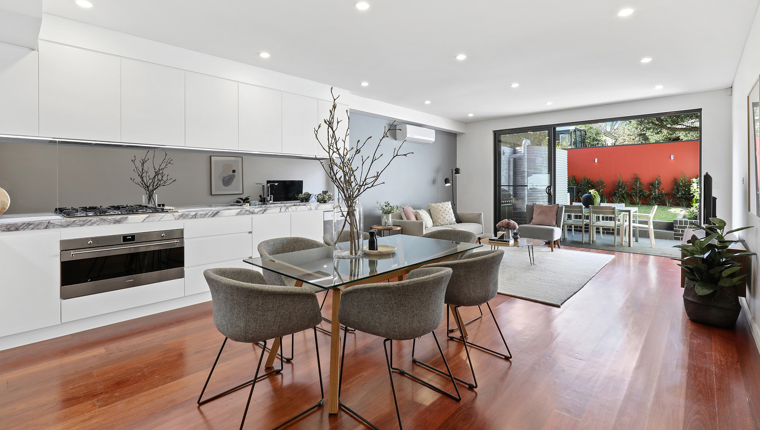 39b_roberts_st_st_peters_high_living_kitchen-1