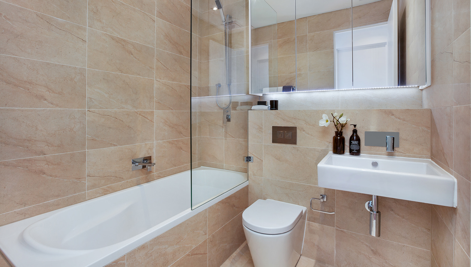 st-mary-st-50-newtown-bathroom-1